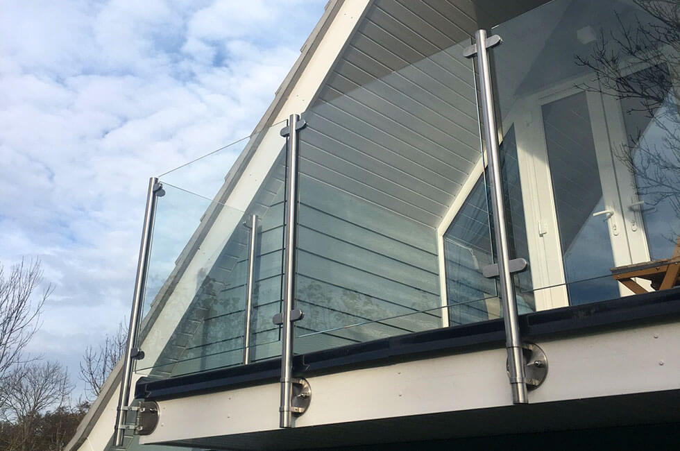 Frameless glass balustrade